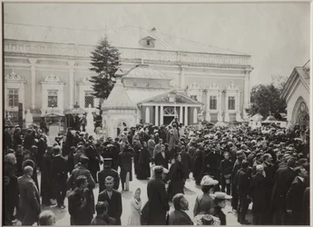 O funeral de Anton Chekhov no cemitério Novodevichy, 22 de julho de 1904, 1904