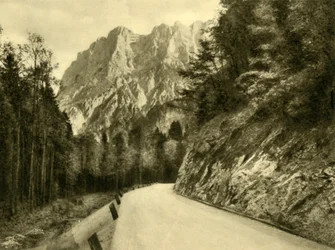 O Hochtor, Johnsbach, Parque Nacional de Gesäuse, Estíria, Áustria, cerca de 1935.