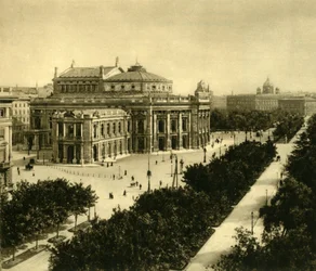O Imperial Court Theatre, Viena, Áustria, c1935.