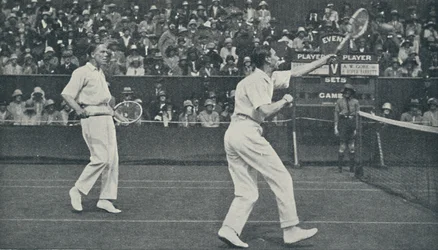 O rei como jogador de tênis, 1926, 1937.