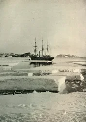 O cais do local de desembarque quebrado, c1908, 1909.