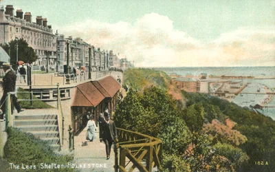 O Leas Shelter, Folkestone, do século XX.