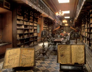 Biblioteca do Convento de São Francisco, Lima, Peru, século XX (foto)