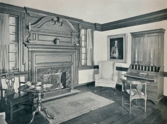A sala de estar da Casa Francis Corbin, em Edenton, construída em 1758, 1930