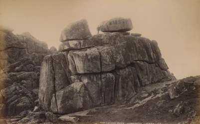The Logan Rock, Cornualha, 1929.