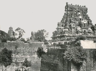 O fosso e o forte, Tanjore, Índia, 1895.