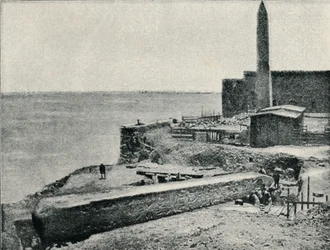 A agulha deitada quando caiu em Alexandria, 1877, 1910