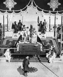 O Nizam de Hyderabad homenageia o Delhi Durbar, 1911, 1935