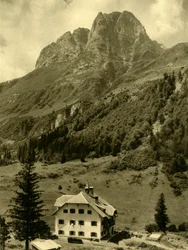 A passagem de Plocken na cordilheira dos Alpes Carnic, Áustria, c1935.