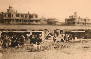 A Residência Real e a Esplanada, c1928
