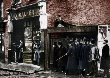 Sidney Street, Whitechapel, Londres, 1911, 1935.