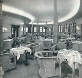 O salão de chá do Conte Di Savoia, 1933