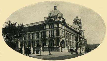 Museu Victoria e Albert, Londres, 1914.