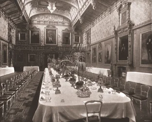A Câmara de Waterloo, Castelo de Windsor, Berkshire, 1894.
