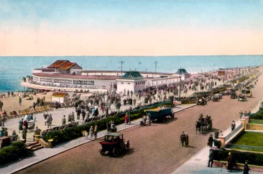 O coreto e passeio, Worthing, West Sussex, início do século XX