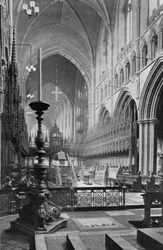 O coro, Catedral de Chester, Cheshire, 1924-1926