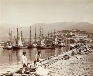 A construção de um píer em Yalta, na Crimeia, final do século XIX