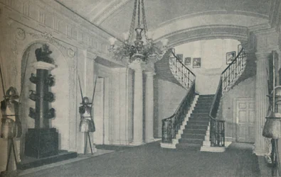 O belo Hall da Escadaria na residência dos Primeiros Lordes no Almirantado, 1937