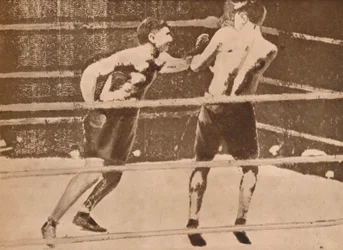 As primeiras fotografias sem fio da América da Inglaterra foram enviadas em 25 de setembro. - Dempsey v. Tunn