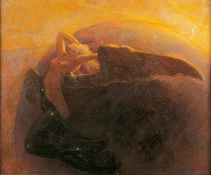 O sol dourado desperta a lua retratada como uma mulher alada