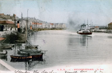 O porto de Boulogne, França, 1904