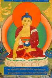 Budismo Tibetano; mural colorido representando o Buda em meditação; Bhumisparsha Mudra; Bhumisparshamudra invocando a mãe terra; Palácio de Panchen Llama; Mosteiro Tashilhunpo; Shigatse; Himalaias; Região Autônoma do Tibete; República Popular da China; Asi