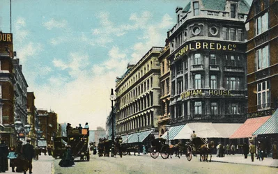 Tottenham Court Road, Londres, 1906.