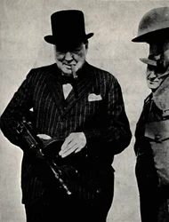 Experimentando um Tommy-Gun, 1940, 1945.