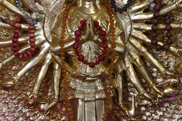 Tu Um templo Budista. Quan Am bodhisattva da compaixão ou deusa da Misericórdia, Saint-Pierre-en-Faucigny, França