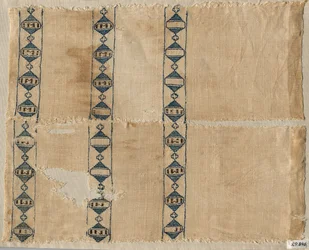 Dois fragmentos de um lenço ou cocar, anos 1300.