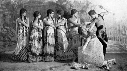 Vaslav Nijinsky, dançarino de balé russo, no meio dia da Faune, em 1912