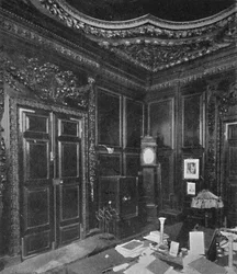 Vestry de St. Lawrence Jewry, com escultura por Grinling Gibbons, 1903