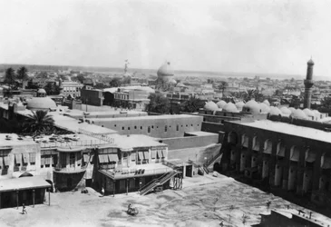 Vista de Bagdá de uma torre de blocos, 31º hospital geral britânico, Mesopotâmia, Primeira Guerra Mundial, 1918