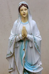 Virgem Maria, Paris, França