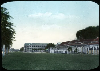 Edifícios do departamento de guerra e faculdade militar, Bangkok, Sião