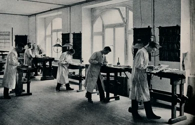 Oficina da escola técnica de Artes e Ofícios, Flensburg, Alemanha. c1908