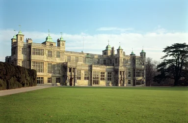 Vista exterior do noroeste, Audley End, Essex