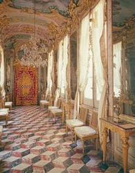 Galeria de Espelhos com afrescos de Lorenzo de Ferrari, Palazzo Spinola, Gênova, Itália