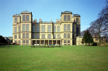 Hardwick Hall, vista exterior, construída 1590-97, Derbyshire, Reino Unido