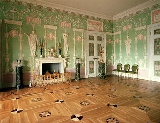 Interior da sala de jantar verde