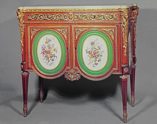 Louis XVI gabinete, carimbado M.Carlin JME, decorado com placas de ormolu e Sevres, c.1774
