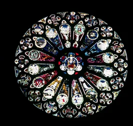 North Rose Window, cantaria do século 13, vidro do meio do século XV
