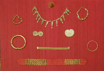 Seleção de joias, Harappa, 2300-1750 aC