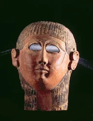 00368 Máscara barbudo, de Cartago, Tunísia, Fenício, século IV a.C. (moldada, pintada em terracota)