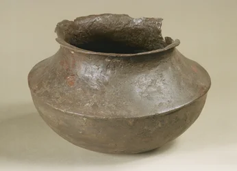 Jarra de cobre, Harappa, 2300-1750 BC
