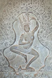 Dançando o relevo de Apsara na parede exterior ocidental, Angkor Wat, Camboja (foto)
