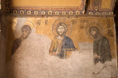 Europa-Ásia, Turquia, Istambul, Museu Aya Sofya (537 d.C., antiga mesquita e igreja), painel de mosaico com Cristo, Maria e João Batista