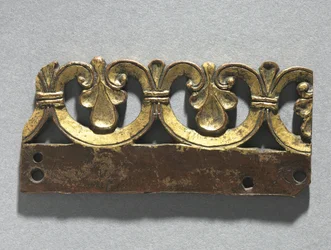 Fragmento de uma crista ornamental de um santuário de relicário, c.1165-1180