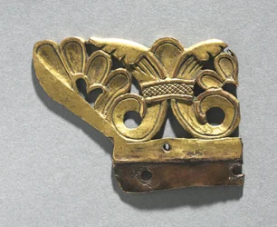 Fragmento de uma crista decorativa de um santuário relicário, c.1165-1180
