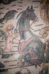 Hall of Arion. Cena marinha. Criaturas marinhas. Nereides e tritões. Século III - IV. Vila Romana de Casale, Sicília. Site da UNESCO.